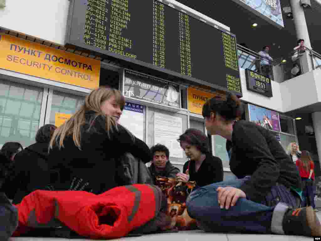 Rusija - Međunarodni aerodrom u St.Petersburgu, 16.04. 