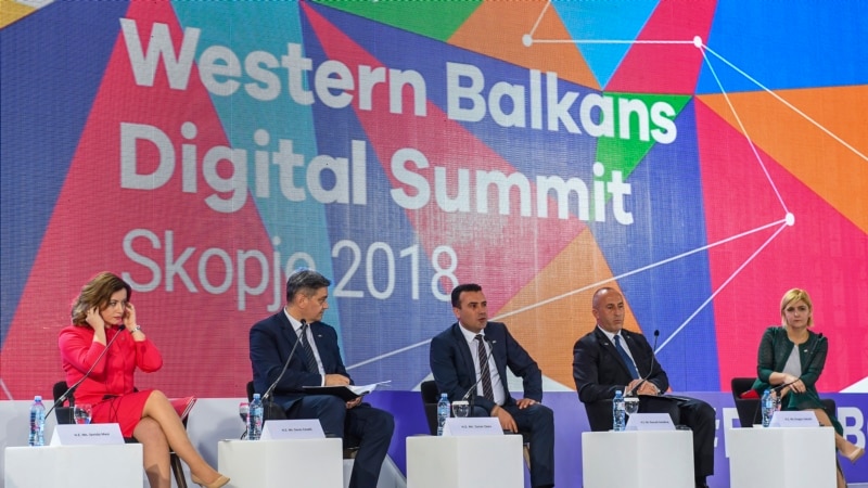 Дигитален самит во Скопје: Феноменот лажни вести не престанува