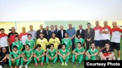منتخب العراق الأولمبي أثناء تدريباته في ملعب الشعب الدولي 