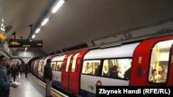 Лондон метросы. (Көрнекі сурет.)