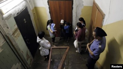 Фотостранадан жалаңаш қыздар