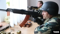 Стрельба на востоке Украины не прекращается