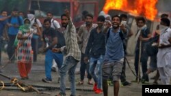 Массовые беспорядки в Индии. 25 августа 2017 года.
