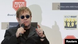 Këngëtari britanik me famë botërore, Elton John 