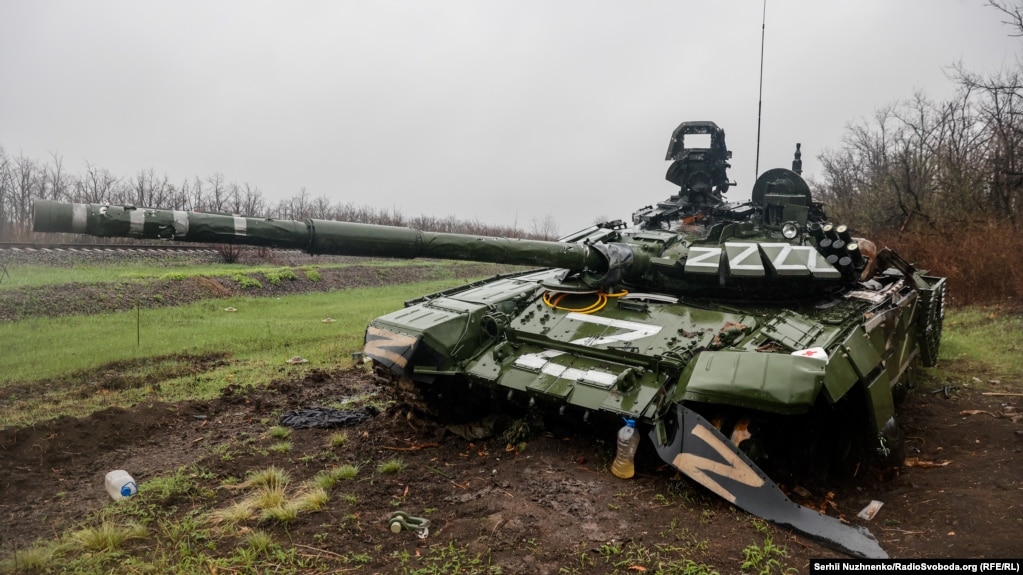 Підбитий російський танк на Донеччині, 13 квітня 2022 року