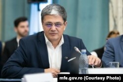 Ministrul Marcel Boloș insistă că România lucrează cu experții Comisiei Europene pentru rezolvarea restanțelor care condiționează primirea noii tranșe de bani din PNRR.