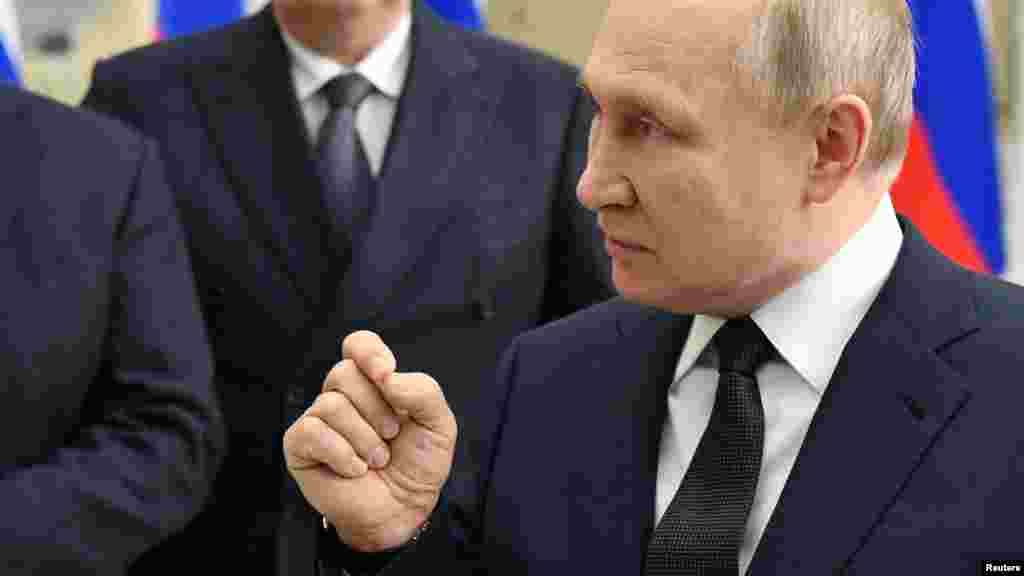 РУСИЈА - Рускиот претседател Владимир Путин ги обвини западните банки дека не ги платиле испораките на руски гас, откако тој побара од земјите-членки на Европската унија и другите земји рускиот гас да го плаќаат во рубљи.