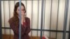 Суд в Петербурге арестовал художницу по делу о пацифистских ценниках