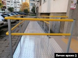  Така наподобяват рампите, които Давчев проектира 