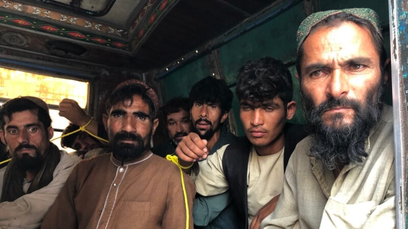 چارواکي: د پاکستان له سند ایالته سلګونه افغان بندیان خوشې شوي