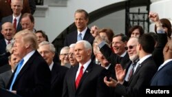 Republicanii și președintele american sărbătoresc succesul din Congres