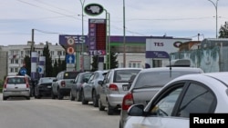 Cars queue for fuel at a gas station in Sevastopol, Russian-occupied Crimea on June 1.