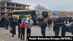 Пристигнување на жители на Дебар кои живеат во Италија