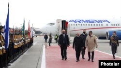 Russia - Armenian Prime Minister Nikol Pashinian arrives in Moscow at the start of an official visit, April 19, 2022