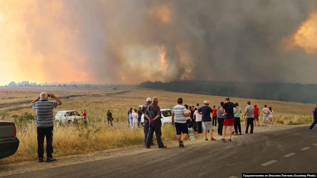 Пожар во близина на Пехчево.
