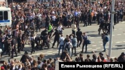 Москва, Пушкинская площадь. 5 мая 2018 года.