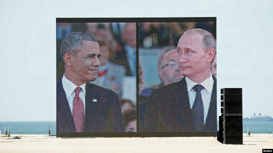 Смонтированные вместе фотографии Барака Обамы и Владимира Путина в Нормандии