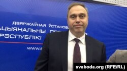 Міністар аховы здароўя Ўладзімер Каранік, архіўнае фота