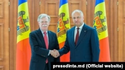 John Bolton și Igor Dodon