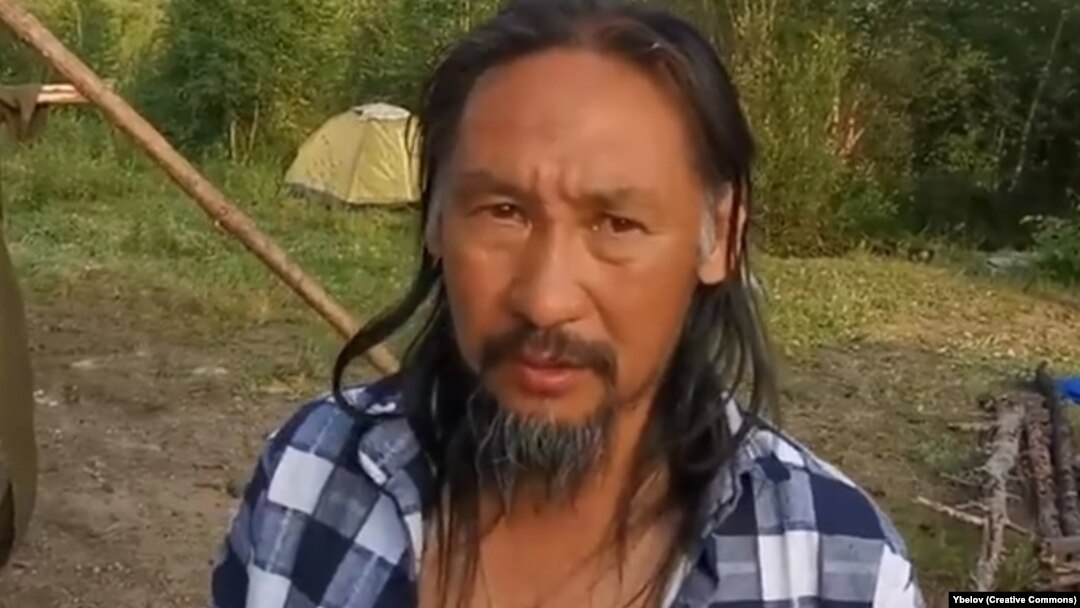 Якутський шаман Олександр Габишев, який прямував до Кремля, «виганяти Путіна»
