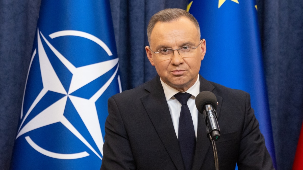 Полша иска САЩ да разположат ядрени оръжия на територията ѝ