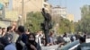 Demonstranti se okupljaju u Teheranu 2. oktobra. Iran je doživio rijedak izliv neprekidnog bijesa javnosti, koji su uglavnom pokretale žene.