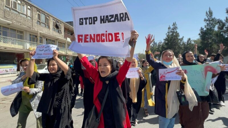 واکنش ها به انفجار مرکز آموزشی کاج؛ دختران و زنان در کابل دست به اعتراض زدند   