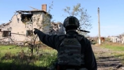 Bătălia pentru Bahmut: trupele ucrainene rezistă în ciuda bombardamentelor constante