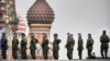 «На тактичному рівні майже напевно є все гірший дефіцит спроможних російських молодших офіцерів, аби організувати та очолити нещодавно мобілізованих резервістів»