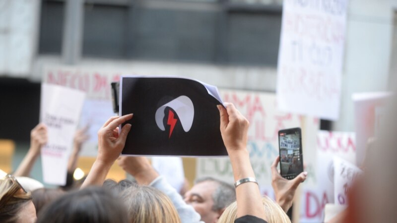 'Nismo bezbedne': Protest u Beogradu za prava žena 