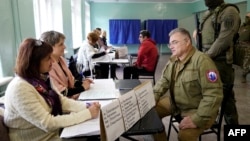 Останні кілька днів російські сили проводять на окупованих українських територіях, в тому числі в Маріуполі, голосування, яке вони називають референдумом про приєднання до Росії