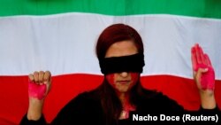 Protest în Spania în sprijinul femeilor din Iran