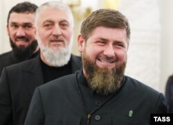 Глава Чечни Рамзан Кадыров (на первом плане) Адам Делимханов (на втором плане), Магомед Даудов (на третьем плане)