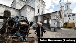 Святогірська лавра: як війна зруйнувала старовинний монастир (фотогалерея)