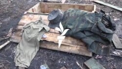 Az ukránok szerint az orosz katonák civilnek öltözve menekültek 