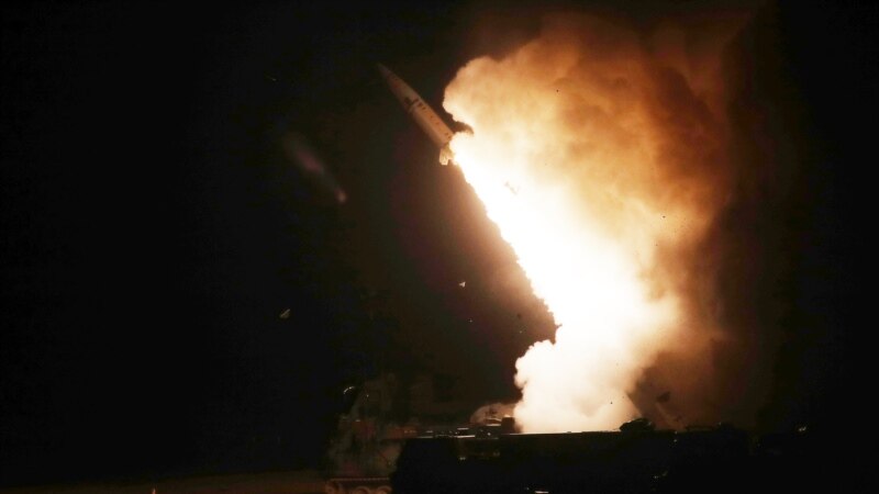 Rusiye Mudafaa nazirliginde Qırımğa gece ATACMS raketaları ile ücüm etilgenini bildirdiler