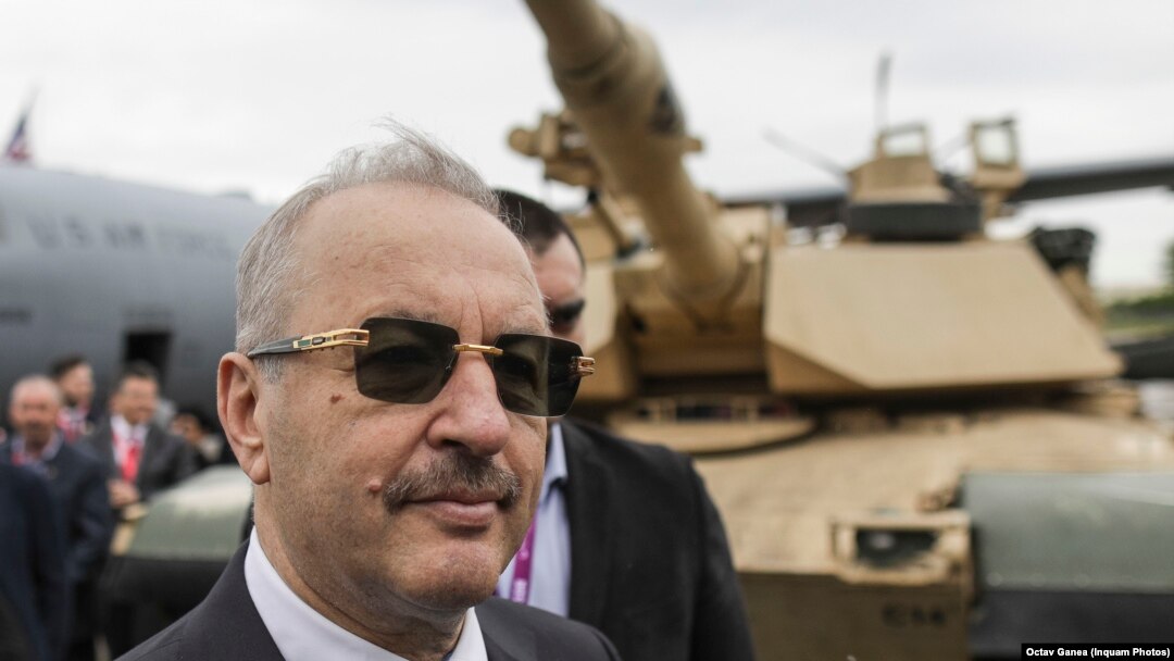 Vasile Dincu has resigned as Romania's defense minister. (file photo)