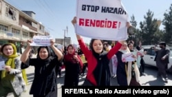 جریان یکی از راهپیمایی های زنان و دختران در کابل
