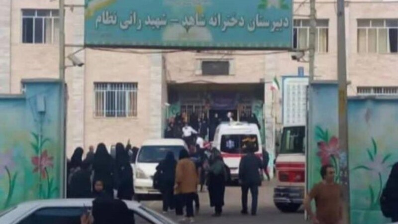 وزارت بهداشت ایران حملات به مدارس با «ماده محرک استنشاقی» را تأیید کرد 