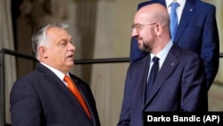 Orbán Viktor miniszterelnök és Charles Michel, az Európai Tanács elnöke Prágában 2022. október 6-án