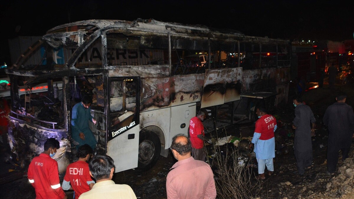 At Least 18 Dead In Pakistan Bus Fire