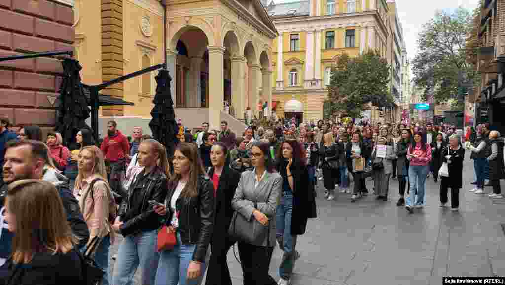 Protestna šetnja kroz centar Sarajeva.