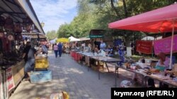 Блошиний ринок у Єревані