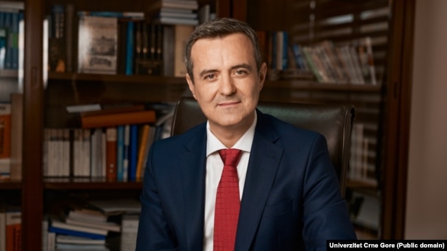 Rektori i Universitetit të Malit të Zi, Vlladimir Bozhoviq.
