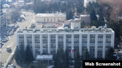 За словами болгарського прем’єра Кирила Петкова, співробітників посольства викрили в шпигунстві