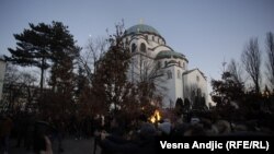 Okupljanje na Badnji dan isped Hrama Svetog Save u Beogradu (6. januar 2020.)