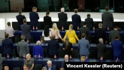 Avropa Parlamentinin iclasında Brexit Partiyasının üzvləri, 2 iyul, 2019-cu il