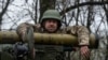 Ուկրաինացի զինծառայողը, Արևելյան Ուկրաինա, 19 ապրիլի, 2022թ.