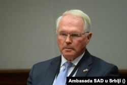 Ambasadori amerikan në Beograd, Christopher Hill.