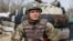 Солдат Збройних сил України. Сєвєверодонецьк. 16 квітня 2022 року. Президент України сказав, що в боях на Сході Україна втрачає 60-100 своїх оборонців у день.